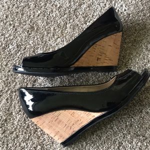 Wedge peep toed 👠 shoes